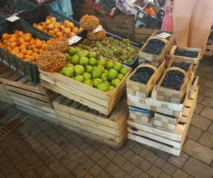 Jesień wkracza na targowiska w Rzeszowie. Kupisz już grzyby, dynie, orzechy i inne przysmaki!