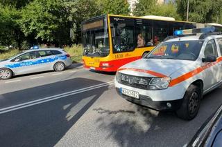 Makabryczny wypadek w Warszawie. Autobus wlókł emerytkę po ulicy