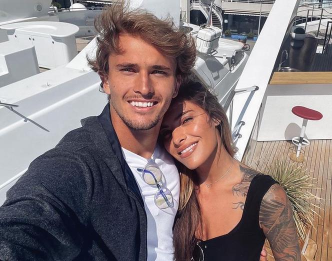 Alexander Zverev and his new GIRLFRIEND!  This sex bomb is much older than the German! [ZDJĘCIA]