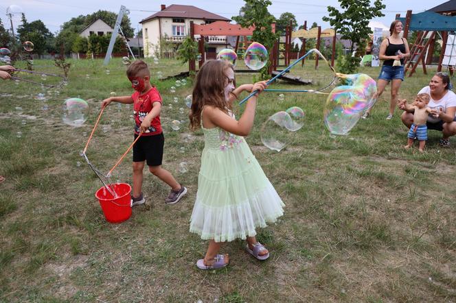 Niezwykły piknik przy Stawie w Lasocinie. Zobacz zdjęcia i relację! #DziałamyRazem