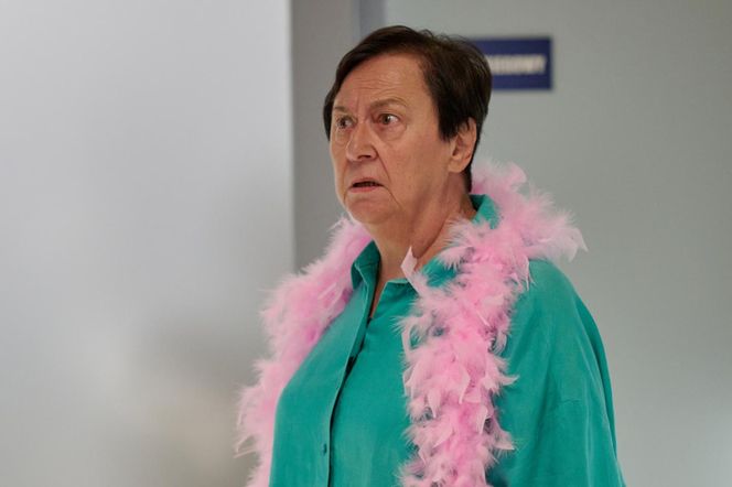 Na Wspólnej, odc. 4065. Helena (Małgorzata Peczyńska)