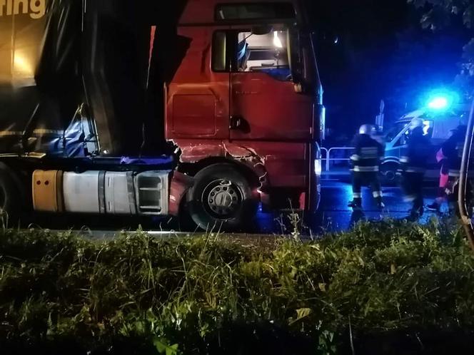 Autobus MPK zderzył się z tirem pod Krakowem