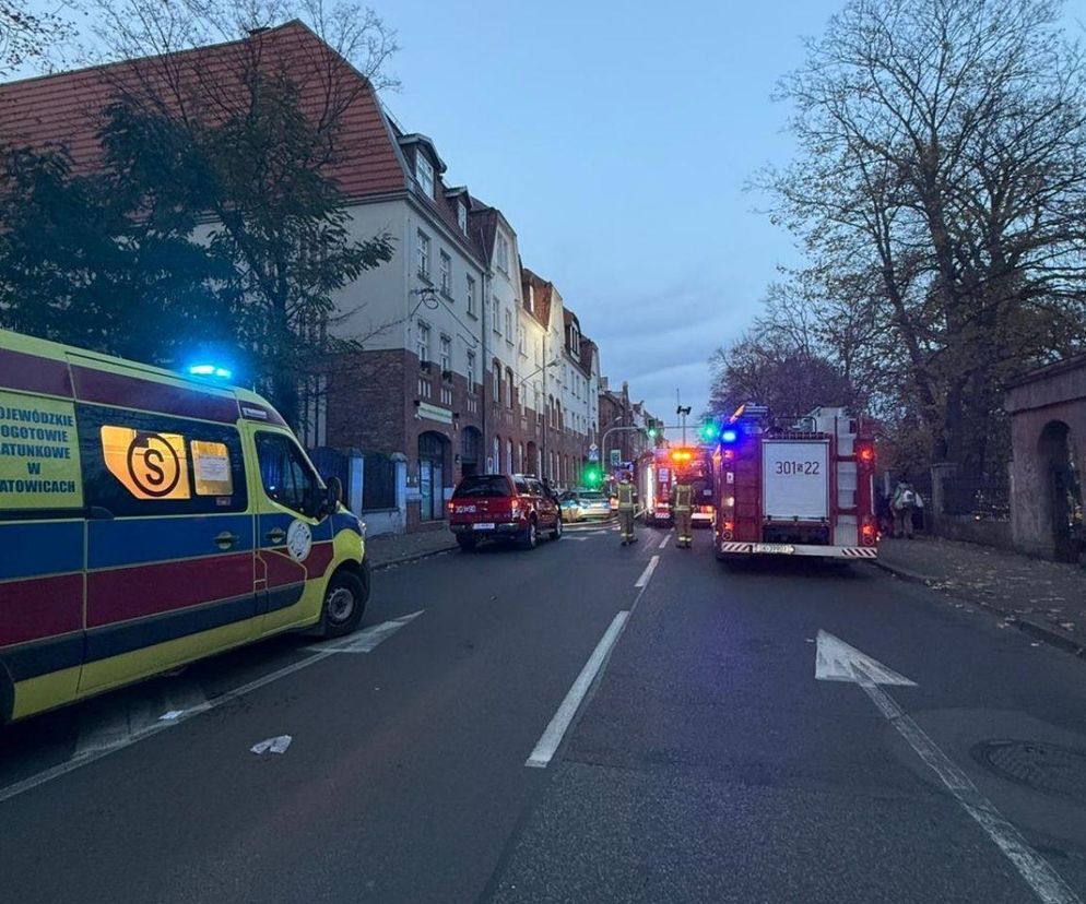 Pożar w Katowicach. Trzy osoby poszkodowane