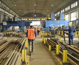 Kraków buduje Warszawie plac Zawiszy. Byliśmy w fabryce, gdzie powstanie 121 elementów wielkiej układanki