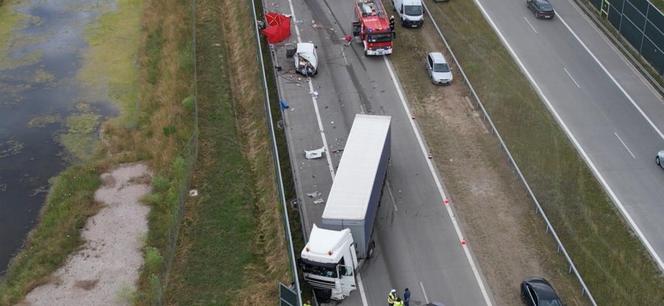 Dramat na S7 pod Grójcem. Nie żyje 49-letni kierowca busa