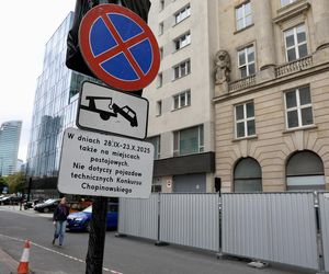 Turyści szukają śladów Chopina. Świat zjeżdża do nas na koncerty, a tu wszystko rozkopane!
