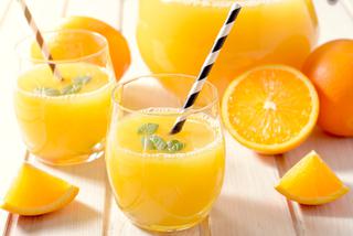 Sok, nektar, napój - czym się różnią? Jak wybrać zdrowy sok?