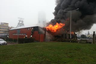 Płonie Karlik w Bieruniu