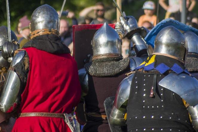 Rekonstrukcje historyczne, czyli rycerstwo w XXI wieku...