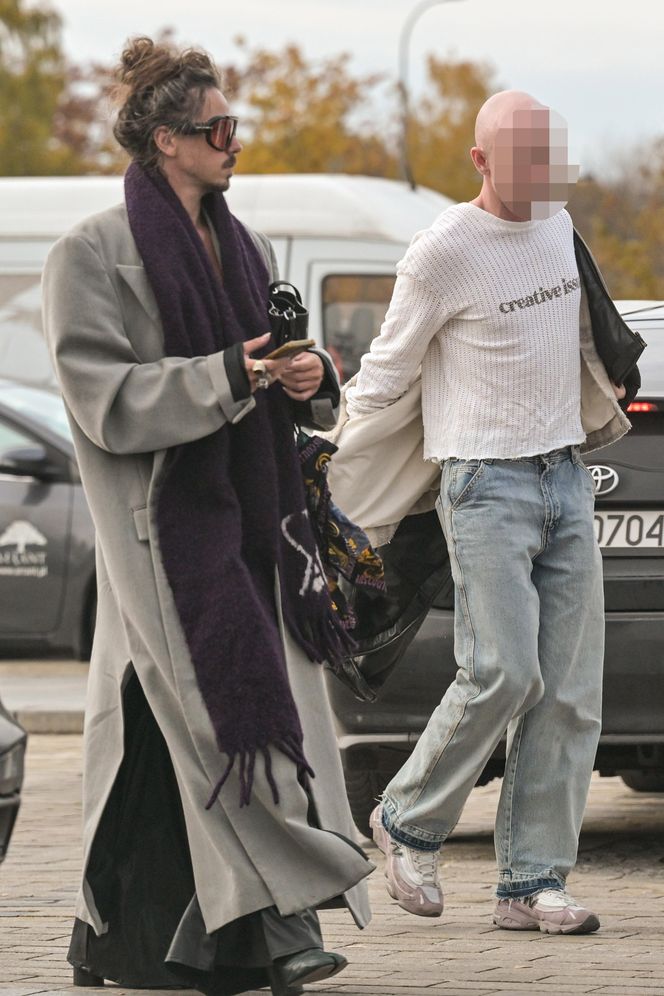 Michał Szpak. Na nogach ma racice