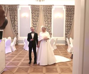 Olga Semeniuk pokazała nowe zdjęcia ze ślubu. Internauci jednoznacznie ocenili jej suknię