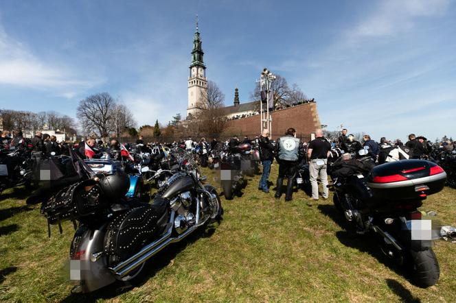 Jasna Góra: Pielgrzymka w środku pandemii. Motocykliści rozpoczęli sezon