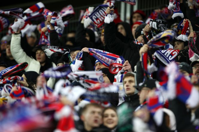 Górnik Zabrze wyszarpał zwycięstwo w meczu z Piastem. Brzydkie zachowanie Podolskiego