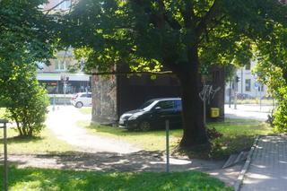 Niezwykła ściana w centrum Olsztyna. Przez kilkanaście lat była ukryta pod graffiti [ZDJĘCIA]