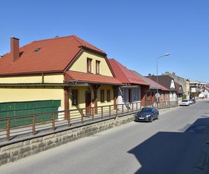 To jedno z najmniejszych miast w Małopolsce. Jedna decyzja papieża sprawiła, że stało się sławne