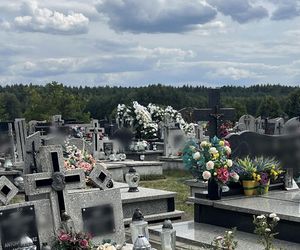 Tuszów Narodowy. Grób Dominiki i Grzesia, którzy zginęli w tragicznym wypadku