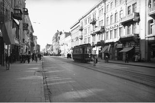 Ulica Piotrkowska niegdyś łączyła Łódź z Piotrkowem. Zobaczcie zdjęcia z dawnych lat! [GALERIA]
