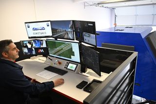 Prezentacja symulatora jazdy lokomotywy Griffin w Gdyni