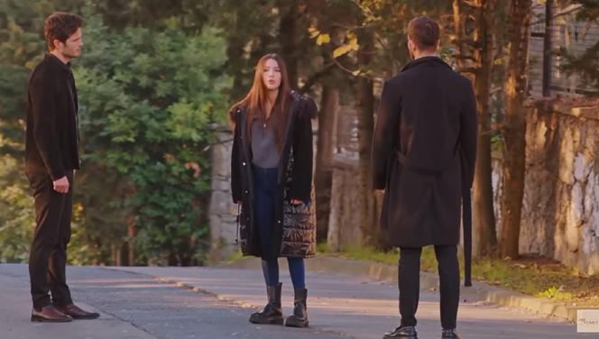 Miłość i nadzieja ostatni odcinek. Ege, Cihan, Zeynep