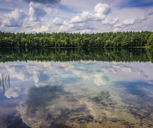 Najpiękniejsze polskie jeziora. Tam trzeba jechać na urlop [ZDJĘCIA].