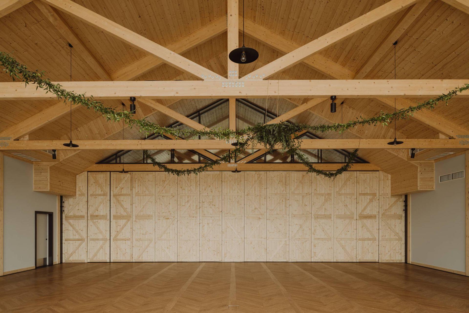 Dom weselny Lubaszka pracowni MEEKO Architekci