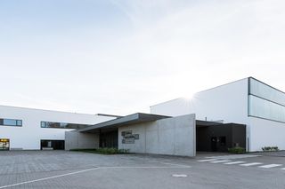 Życie w Architekturze 2025. Szkoła podstawowa w Cerekwicy. Architekt Dominik Banaszak, LAB 3 Architekci Sp. z o. o.