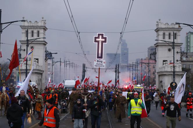 Marsz Niepodległości 2023 Warszawa. ZDJĘCIA. Tak stolica wygląda 11 listopada! GALERIA cz. 1