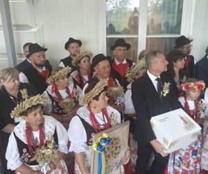 Koło Gospodyń Wiejskich w Puszynie na Dożynkach Prezydenckich w Warszawie