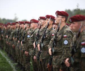 Świętowali żołnierze 6. Brygady Powietrznodesantowej. I inni spadochroniarze również