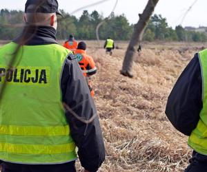 Zwłoki kobiety znalezione na bagnie. 40-latkowi grozi dożywocie za kratami