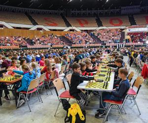 Już we wtorek ponad tysiąc młodych szachistów zagra w katowickim Spodku. Czas na największy turniej dla dzieci i młodzieży