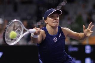 WTA Finals. Sabalenka lepsza od Świątek w półfinale. Polka przegrywa swój ostatni mecz w tym roku