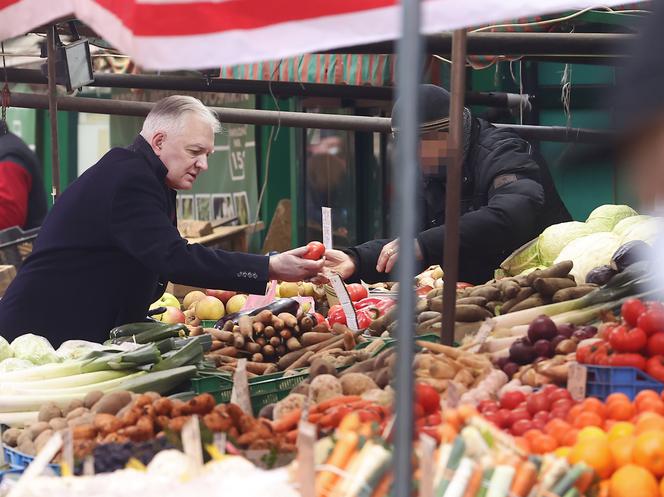 Pierwsze zdjęcia Jarosława Gowina po chorobie. Tak choroba zmieniła polityka