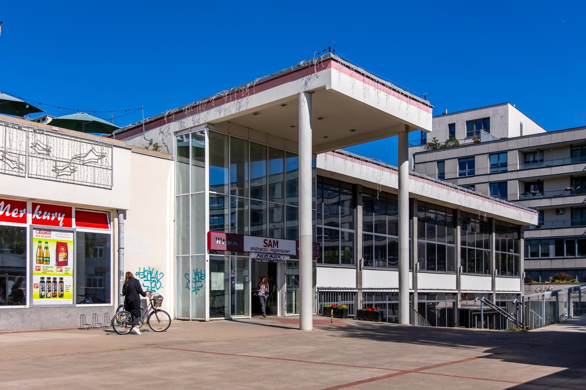 Dom Handlowy Merkury w Warszawie