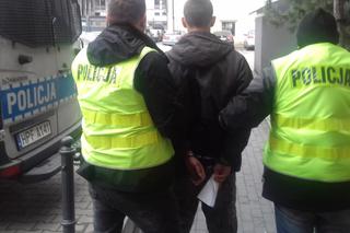 Łódź: 19-latek wpadł z narkotykami we WŁASNYM DOMU. Otworzył policjantom drzwi z... TŁUCZKIEM DO MIĘSA w ręku