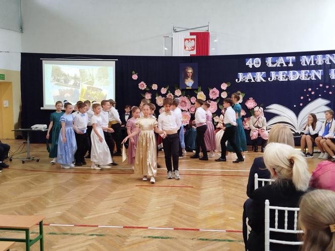 Uroczystość jubileuszowa w siedleckiej "Dziesiątce" była okazją do wspomnień