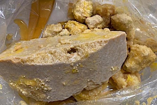 Gigantyczny przemyt z Ekwadoru. Kokainę ukryli w pulpie ananasowej 