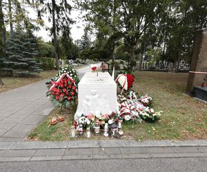 Tak wygląda grób Kornela Morawieckiego w 6. rocznicę śmierci