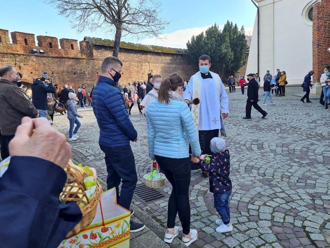 Święcenie pokarmów w dobie koronawirusa