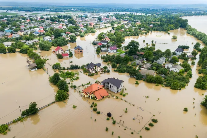 Potężne załamanie pogody. Prognozy mówią o powodzi stulecia