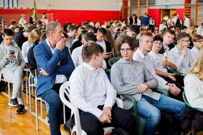 Uroczysta akademia z okazji Dnia Komisji Edukacji Narodowej w ZSP nr 5 odbyła się 13.10.2023