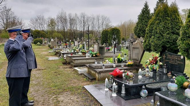 Ogromny huk rozerwał powietrze. Dwaj policjanci zginęli w zderzeniu radiowozów [ZDJĘCIA]