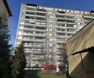 Dramat na osiedlu w Pruszkowie. Nie żyje kobieta