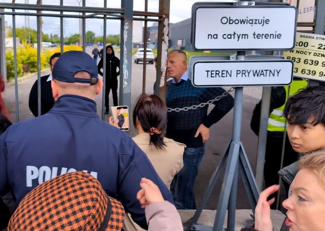 Hala na Modlińskiej zamknięta dla kupców. To koniec bazaru