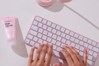 Minimalizm i skuteczność: bestsellery swederm w codziennej pielęgnacji. Prosty skład, spektakularne działanie