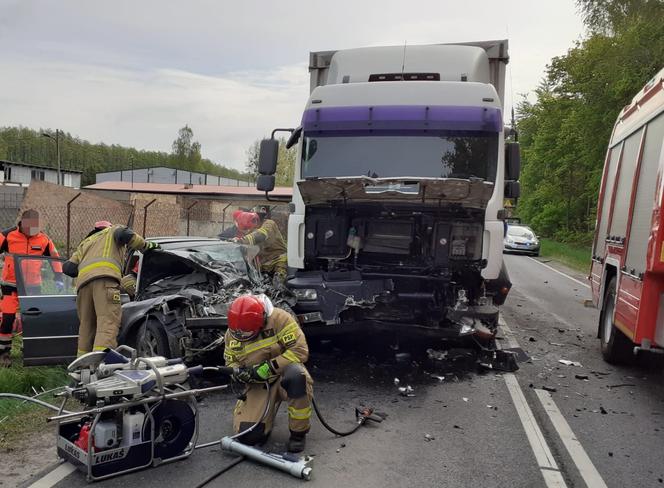 Wypadek na DK 16 między Ostródą a Iławą. Ranną 19-latkę zabrał śmigłowiec LPR
