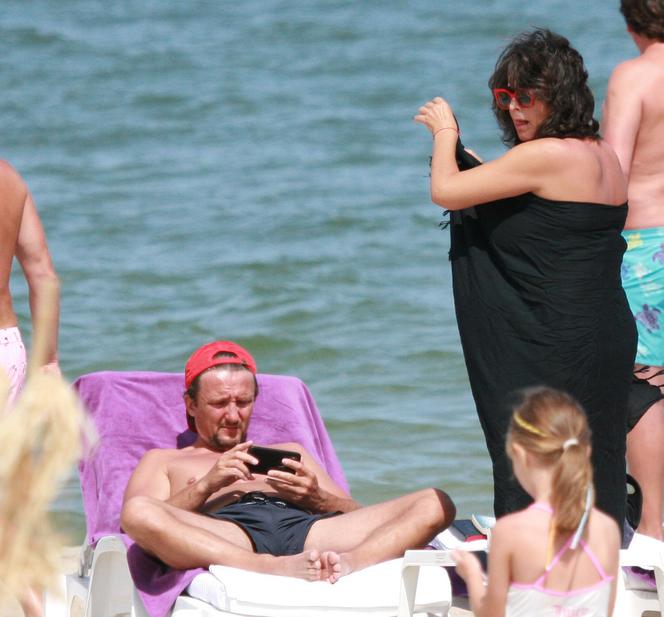 Anna Korcz na plaży na Bałtykiem