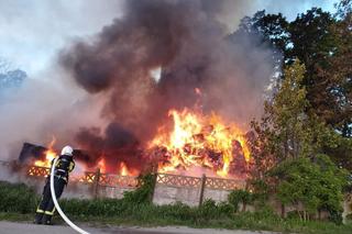 Potężny pożar pod Toruniem. Zdjęcia robią wrażenie