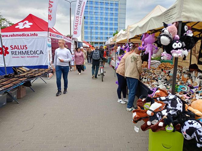 Stoiska wystawców podczas Jarmarku św. Stanisława można odwiedzać w godz. 10.00-18.00 w dn. 10 i 11 maja