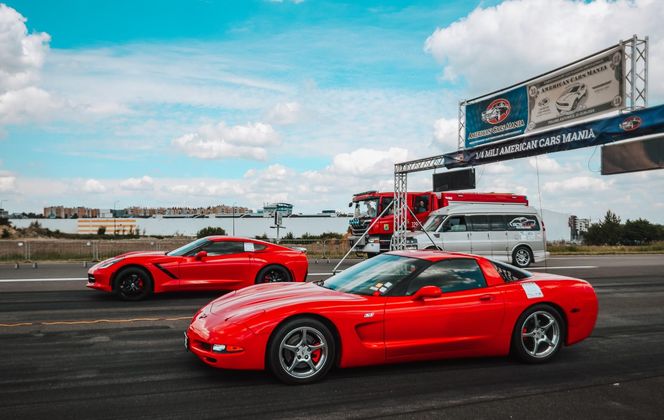 Tesla Cybertruck po raz pierwszy w Polsce! Zobacz futurystyczny pojazd na American Cars Mania 2025